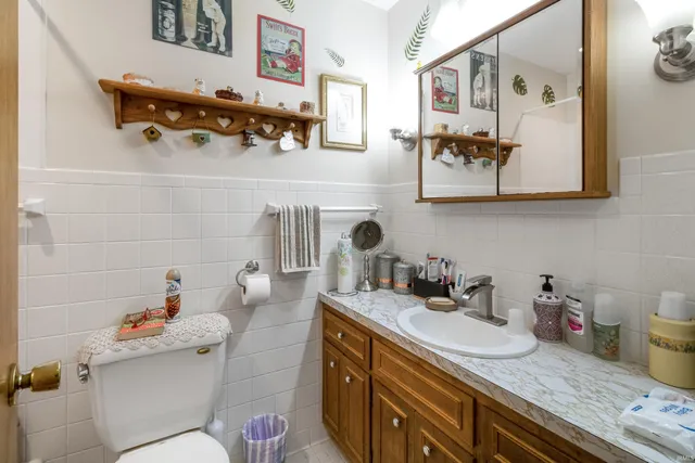 $279,900 | 1015 Jameson Court, New Castle, IN 47362