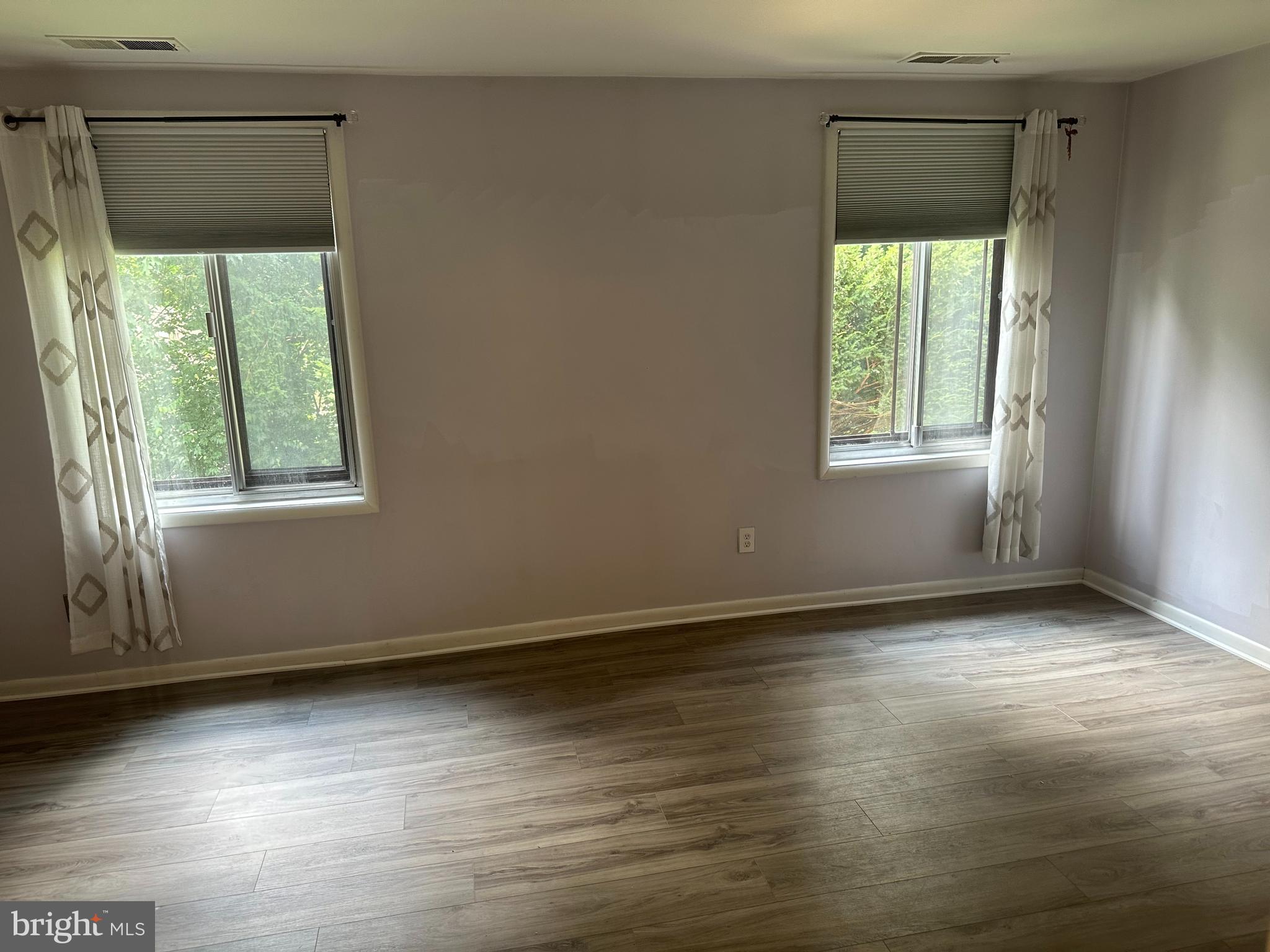 22 Cross Keys Road, Unit 22D Baltimore, MD 21210 - Photo 12 of 16 Primary Bedroom