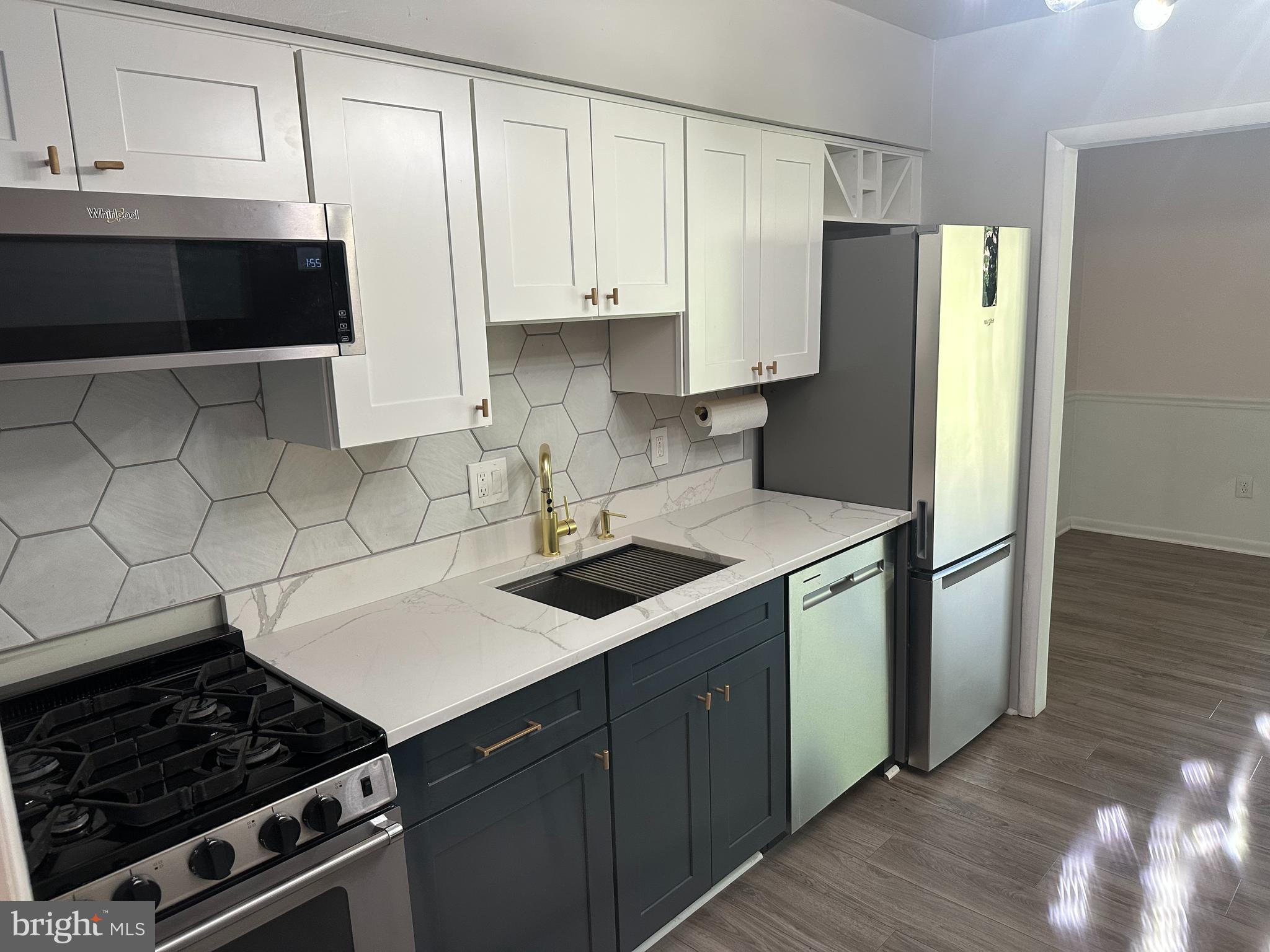 22 Cross Keys Road, Unit 22D Baltimore, MD 21210 - Photo 6 of 16 New Kitchen