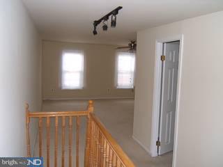 1819 Pemberton Street Philadelphia, PA 19146 - Photo 4 of 5