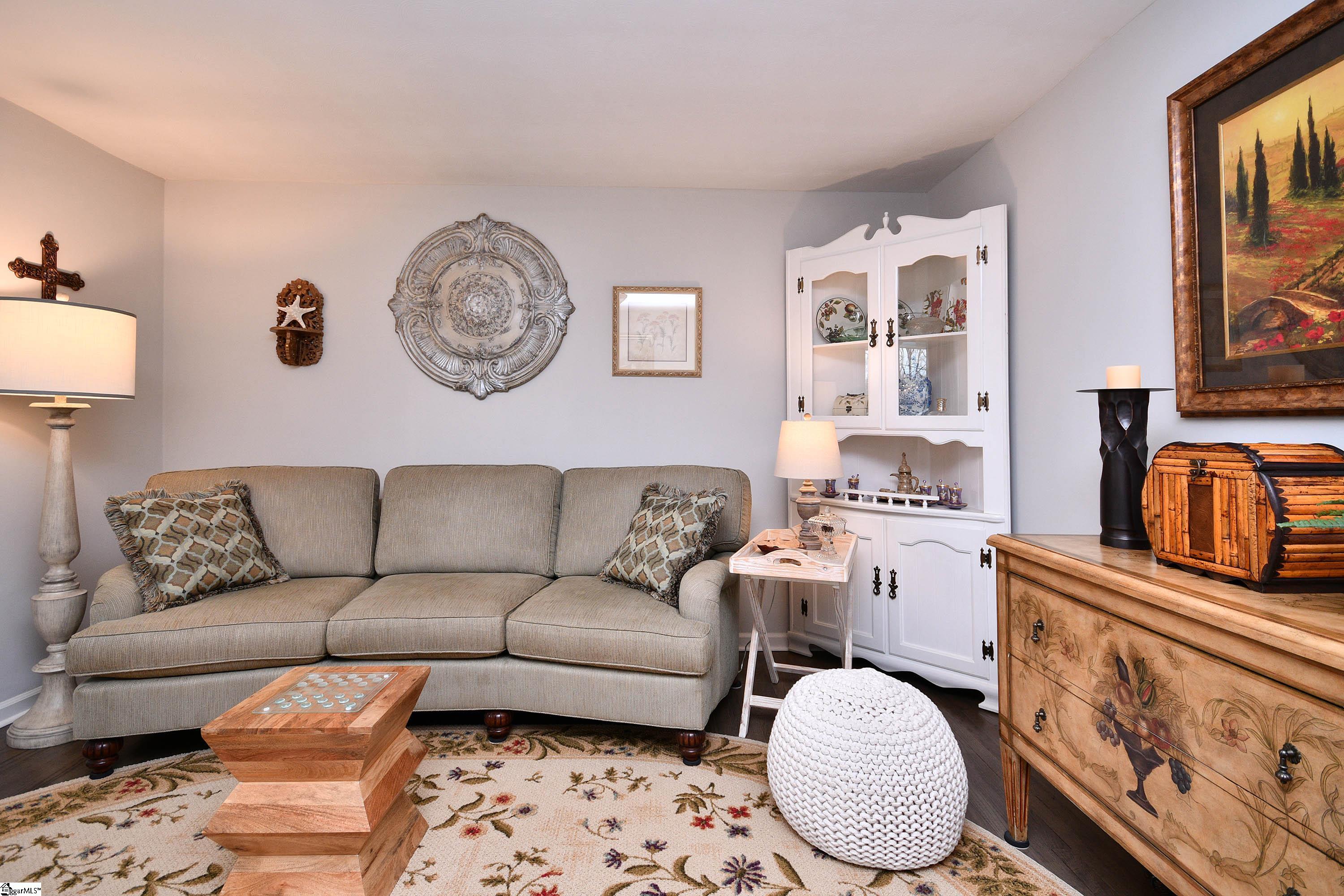 501 Tryon Street Greer, SC 29651 - Photo 7 of 34
