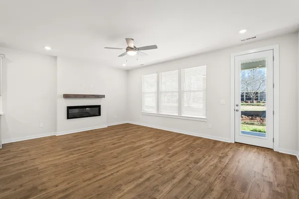 $559,990 | 3502 Winterfell Drive, Murfreesboro, TN 37129