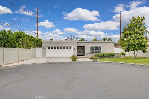 $6,500 | 1015 East Walnut Avenue, Orange, CA 92867