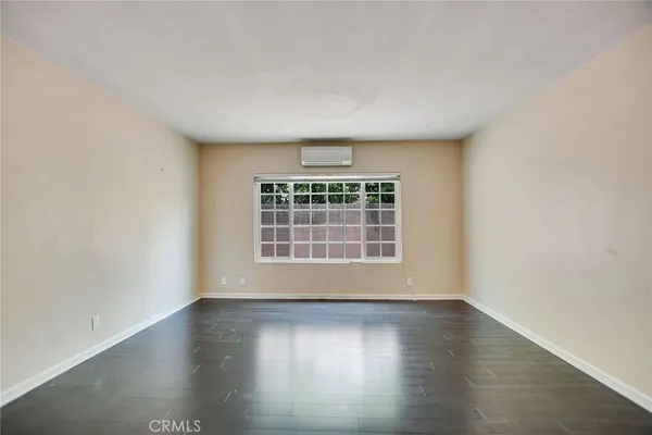 $6,500 | 1015 East Walnut Avenue, Orange, CA 92867