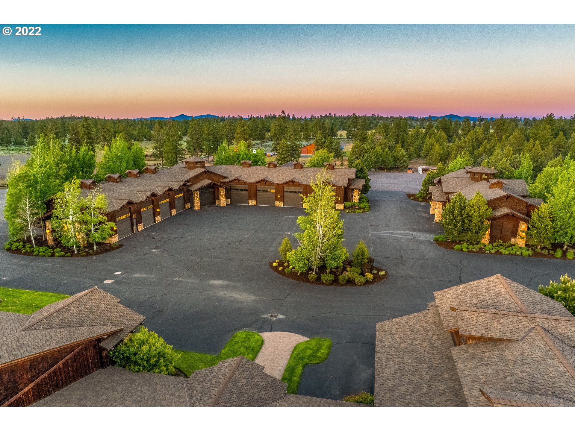 16400 Jordan Road Sisters, OR 97759 - Photo 27 of 32