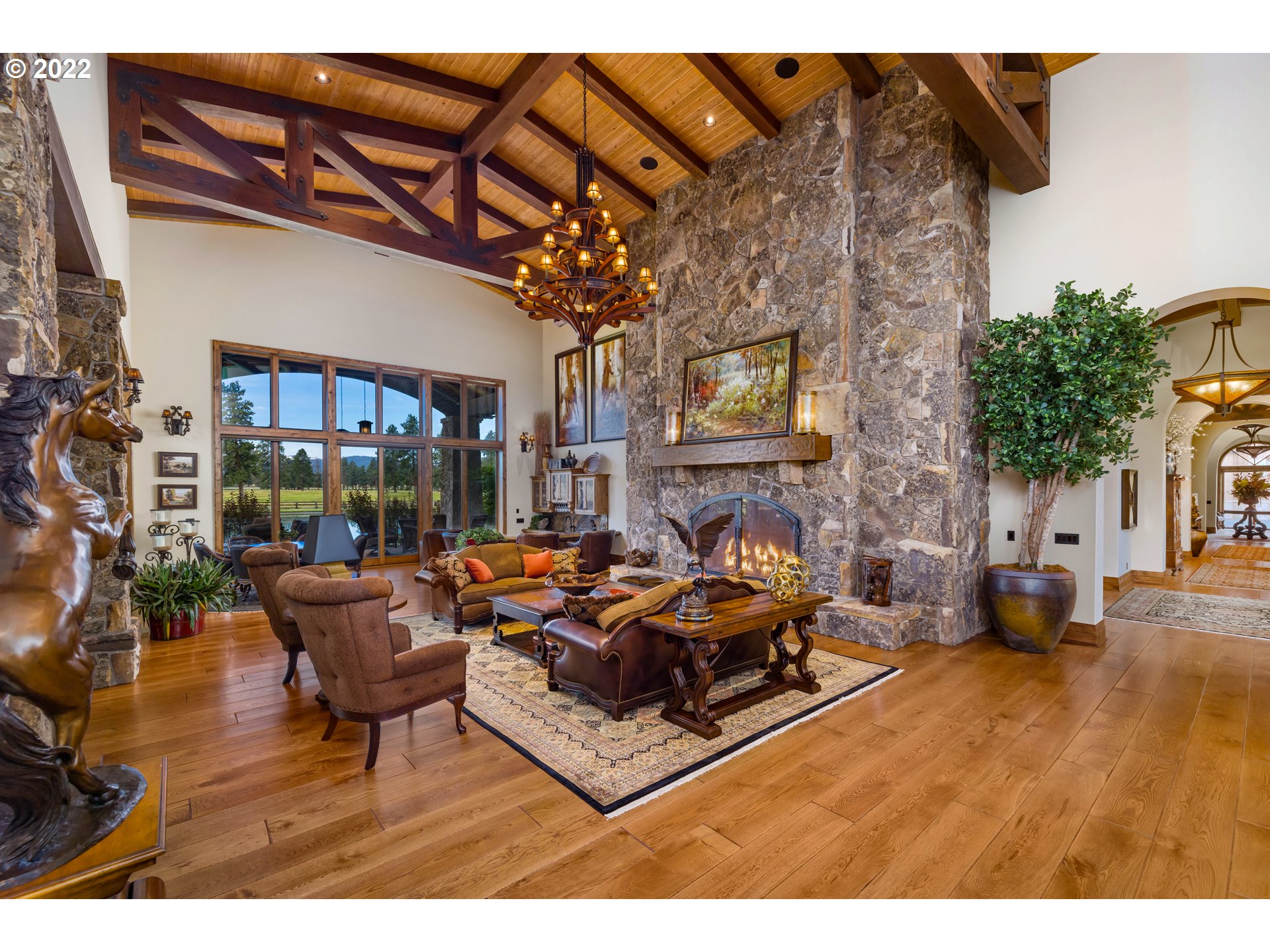 16400 Jordan Road Sisters, OR 97759 - Photo 4 of 32