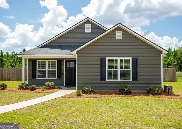 $204,000 | 1518 San Bernardino Way, Valdosta, GA 31601