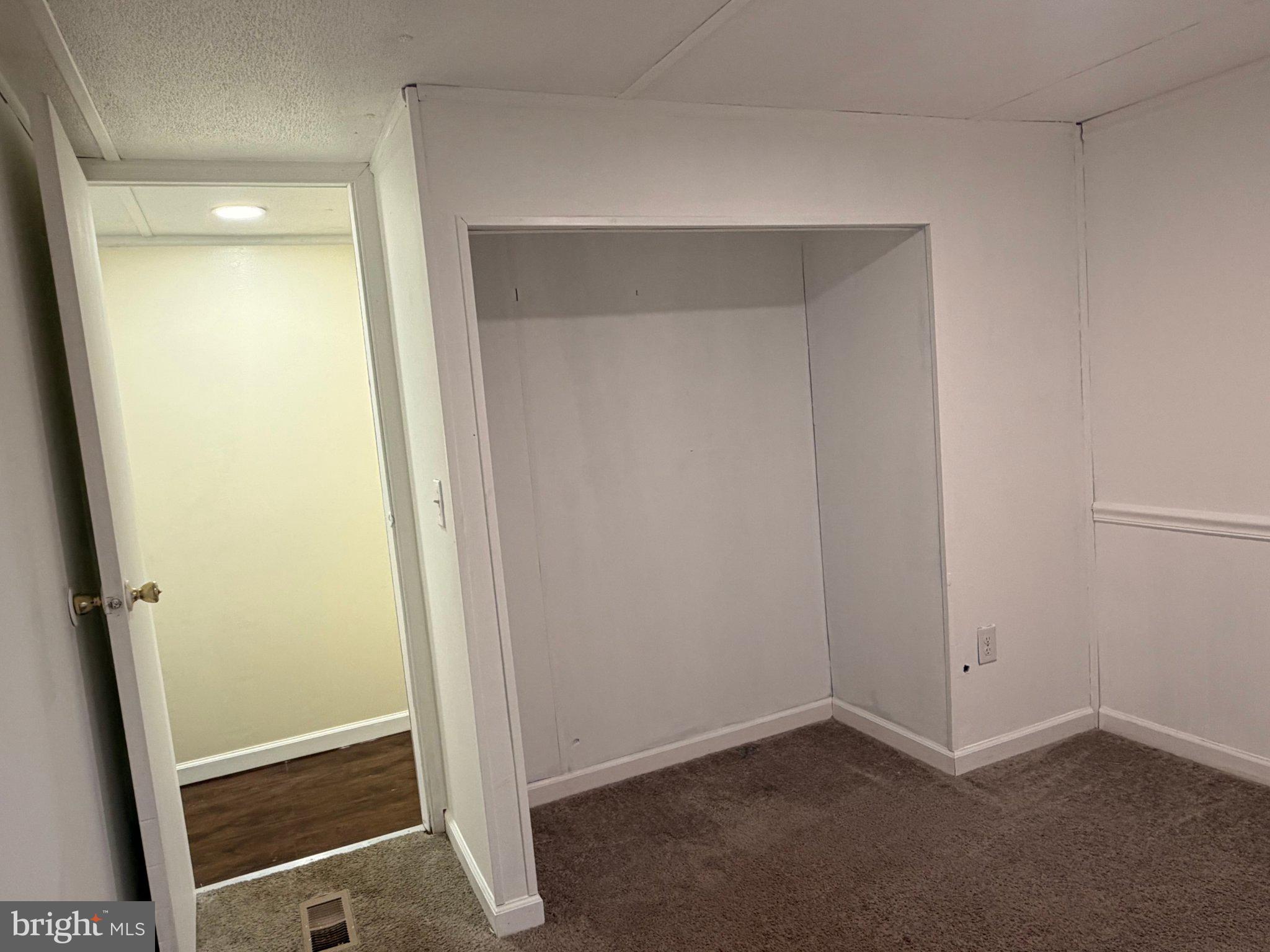 24 Carpenter Street, Unit 24 Dover, DE 19901 - Photo 16 of 27 Cozy, versatile space awaits your touch.