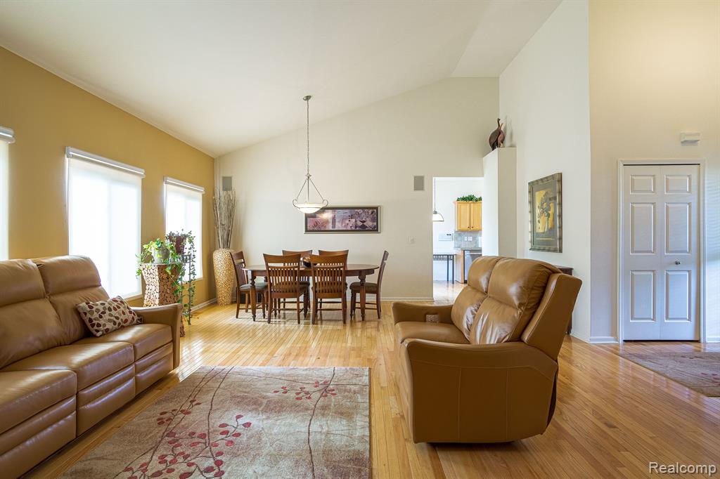 2125 Lagoon Drive Rochester Hills, MI 48309 - Photo 18 of 59