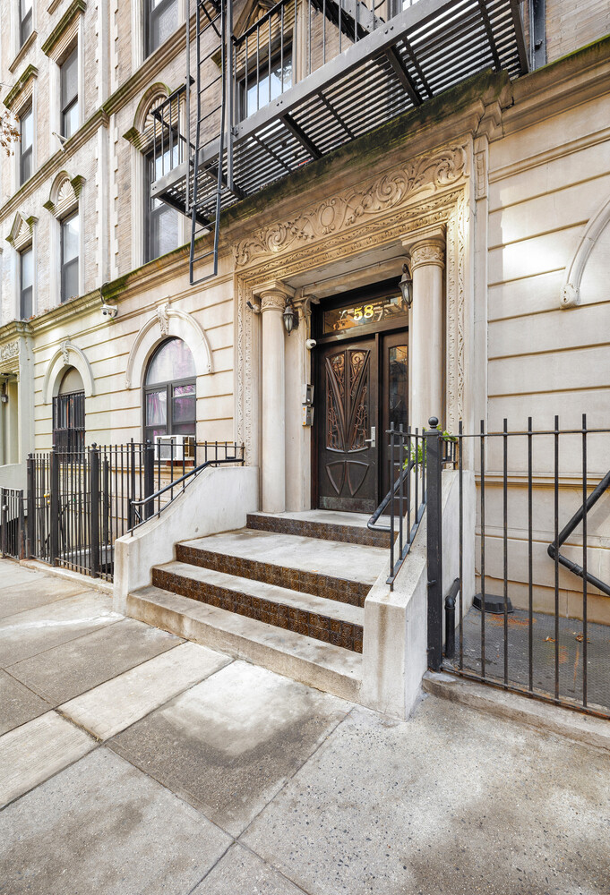 58 West 105th Street, Unit 5A Manhattan, NY 10025 - Photo 12 of 15