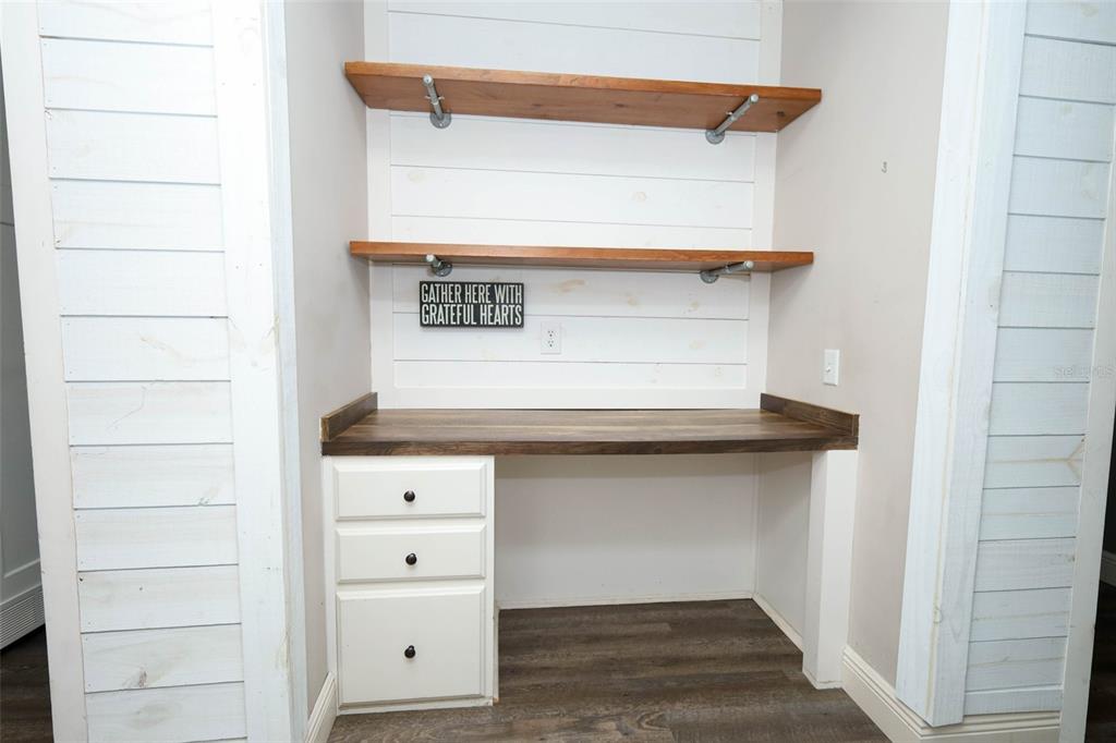 2269 Mullet Lake Park Road Geneva, FL 32732 - Photo 32 of 76 a view of white cabinets