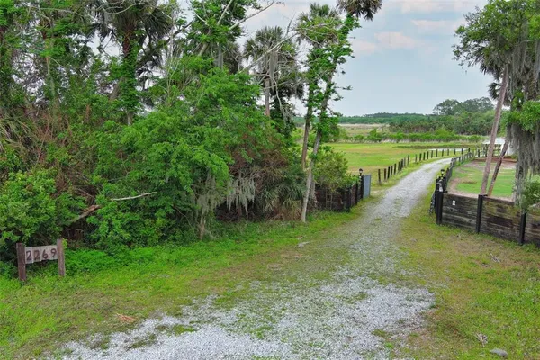 $400,000 | 2269 Mullet Lake Park Road, Geneva, FL 32732