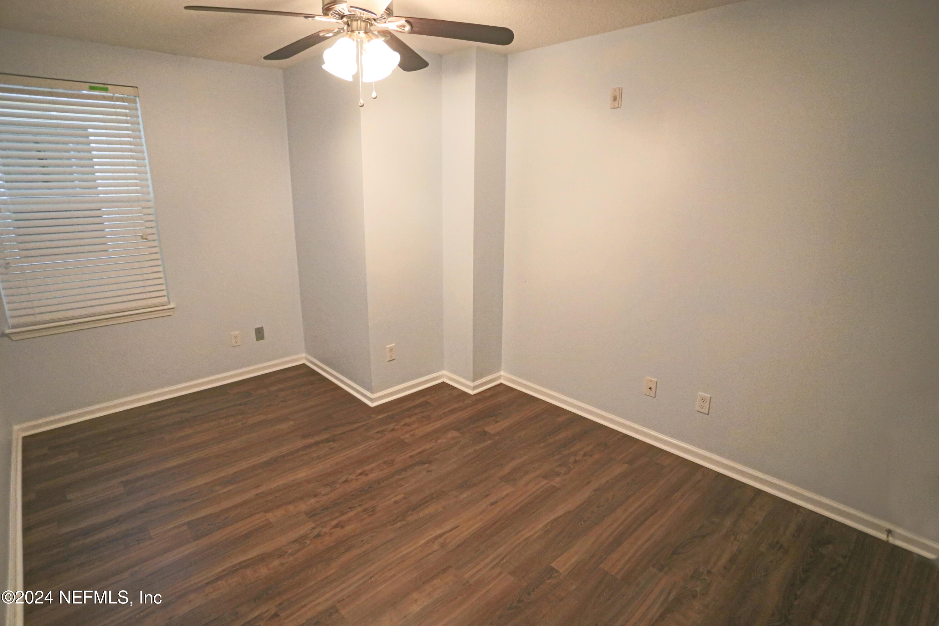 914 Golden Lake Loop St. Augustine, FL 32084 - Photo 22 of 37 23. Bedroom 2.2