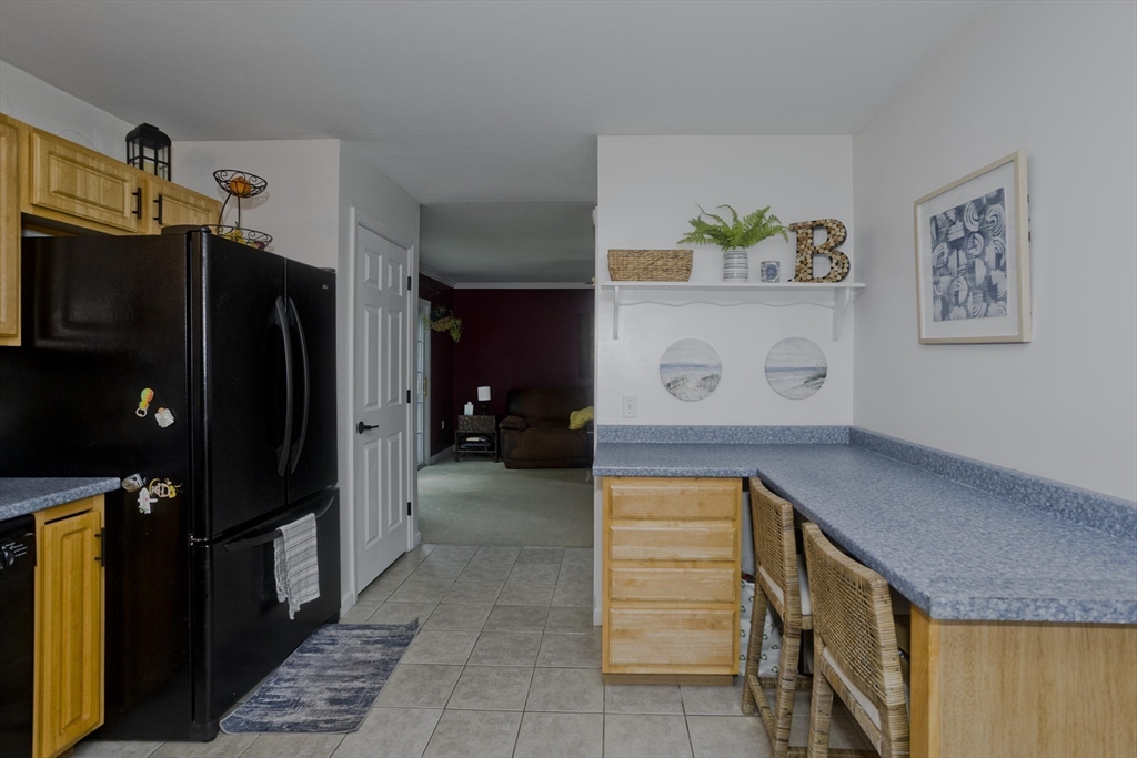 679 Parker Street Springfield, MA 01129 - Photo 14 of 41