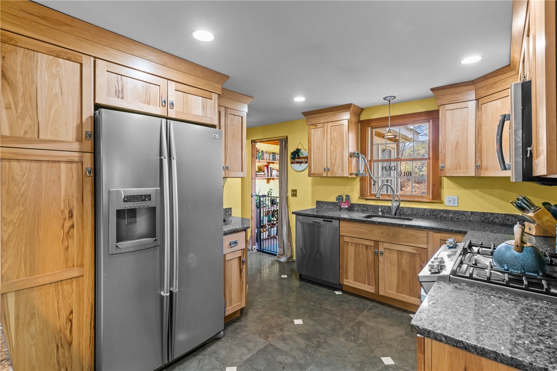 3 Dorset Mill Road Exeter, RI 02822 - Photo 22 of 49