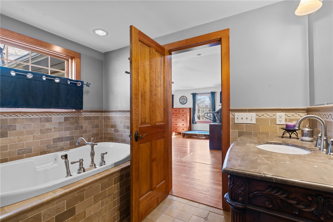 3 Dorset Mill Road Exeter, RI 02822 - Photo 10 of 49