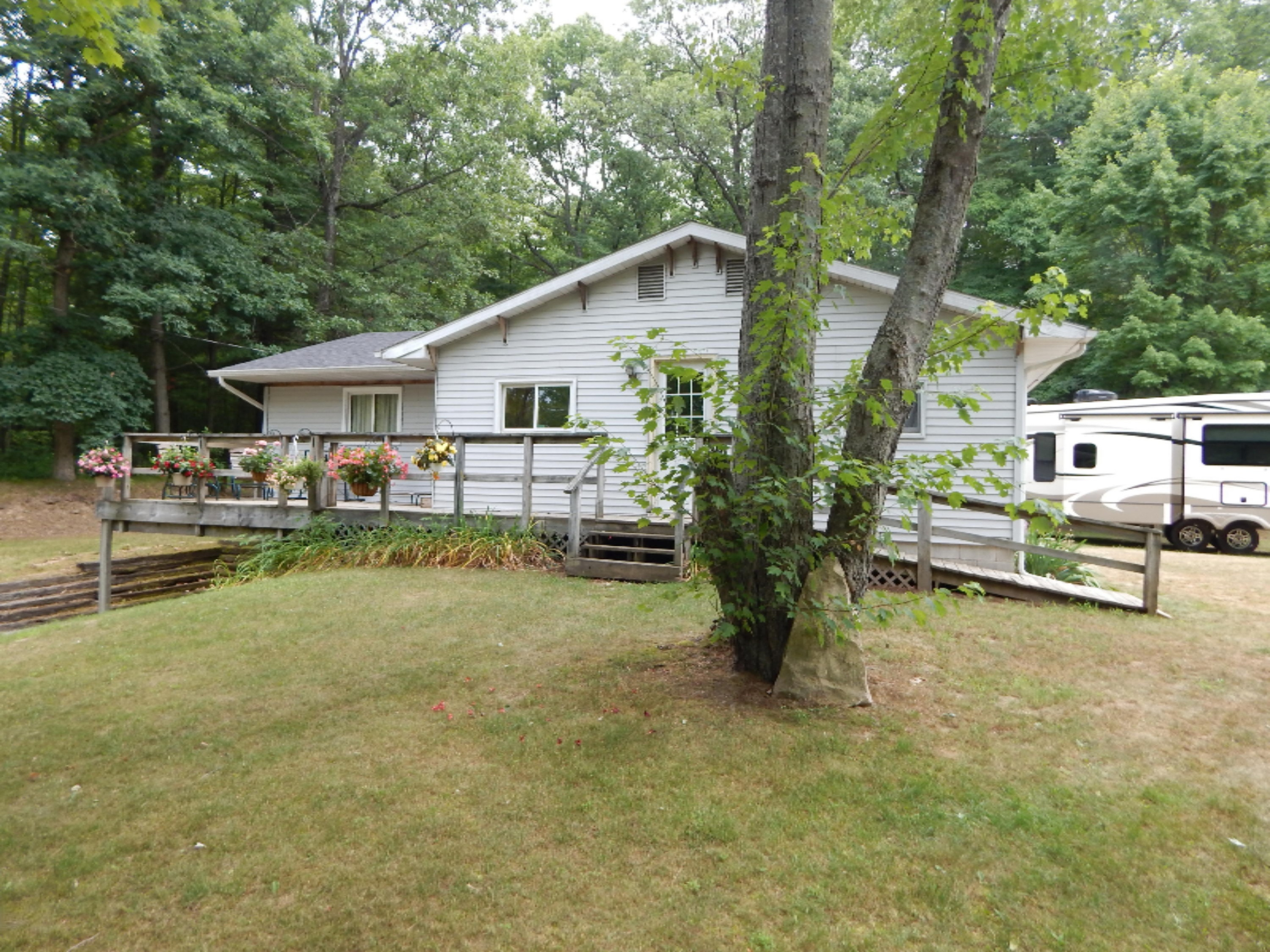 6506 East Baseline Road White Cloud, MI 49349 - Photo 5 of 36 DSCN3778