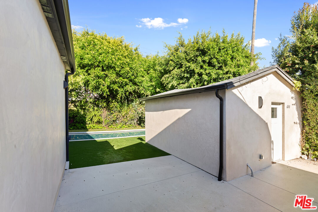 6743 Colgate Avenue Los Angeles, CA 90048 - Photo 16 of 19