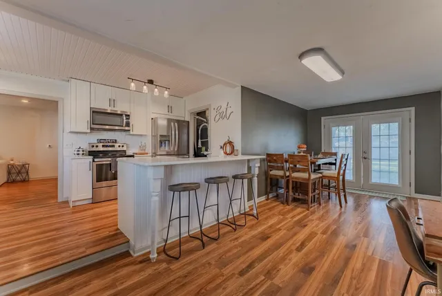 $219,900 | 614 East South A Street, Gas City, IN 46933