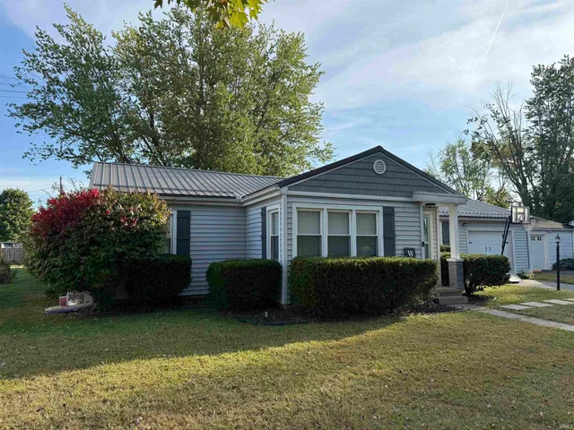 $219,900 | 614 East South A Street, Gas City, IN 46933