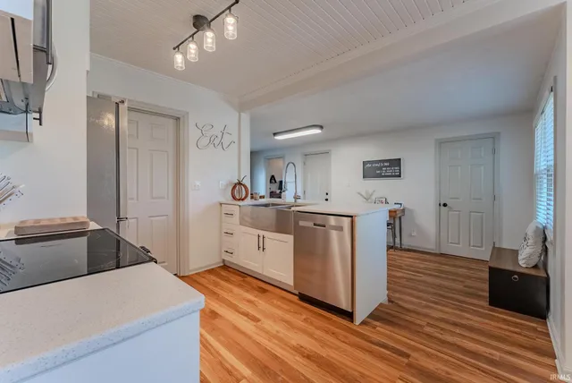 $219,900 | 614 East South A Street, Gas City, IN 46933