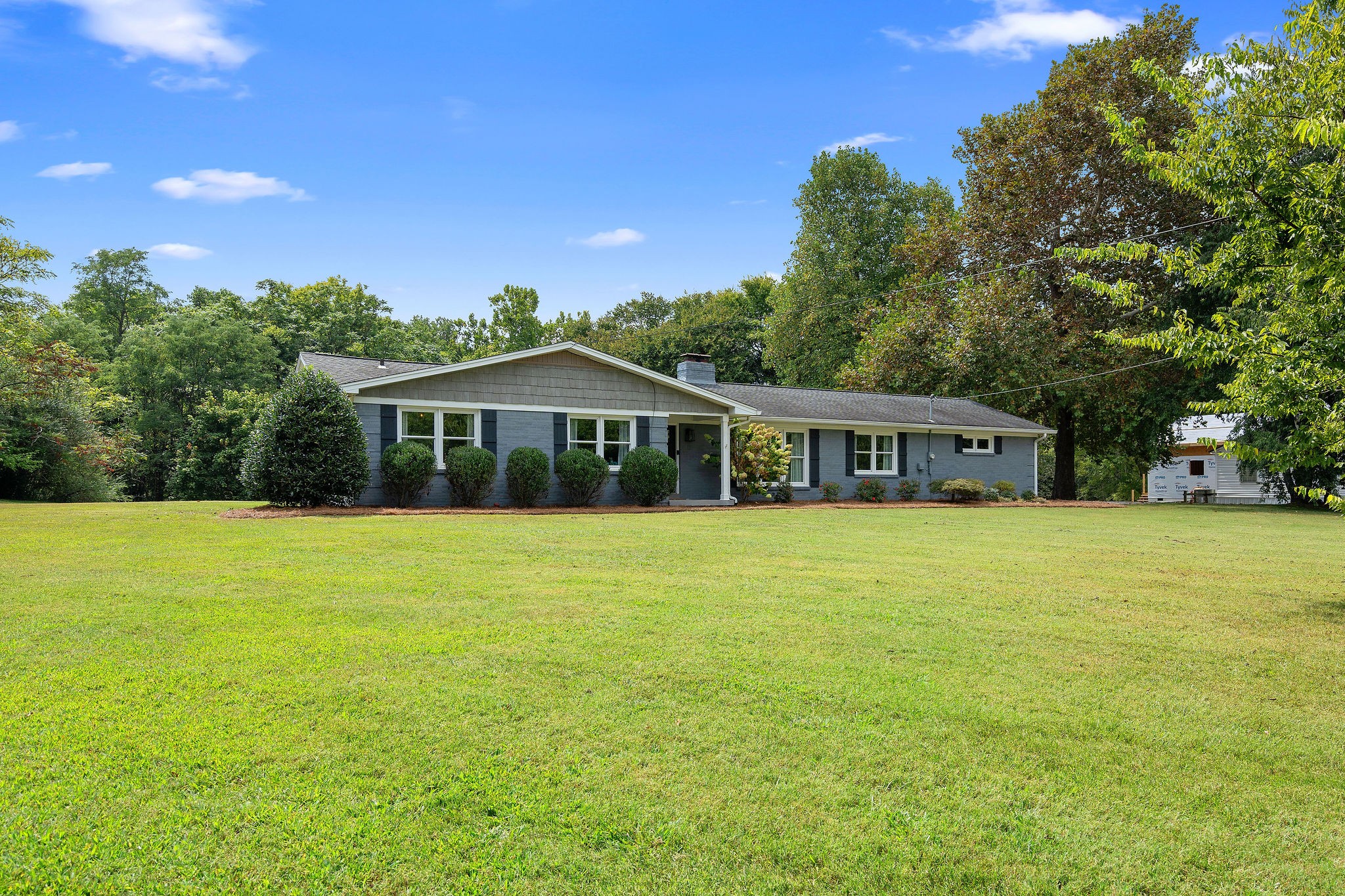 2337 Les Robinson Road Columbia, TN 38401 - Photo 3 of 42 a front view of house with an outdoor space and seating