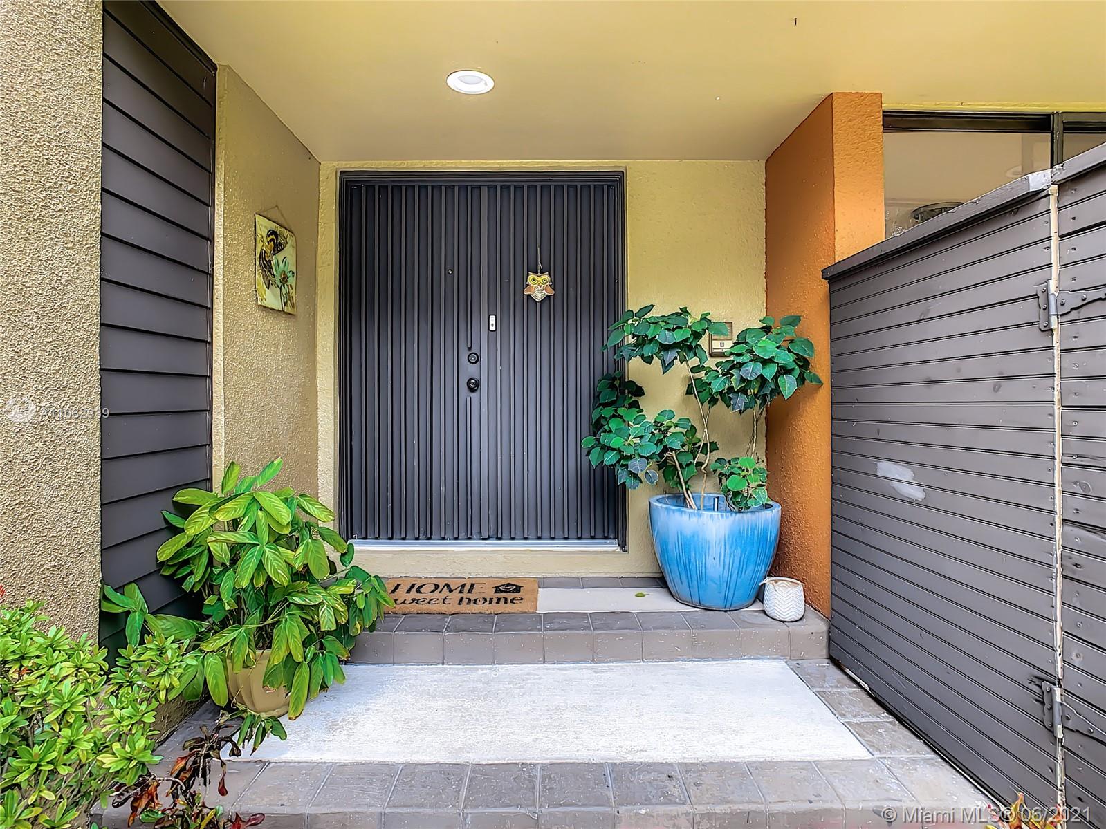 756 St Albans Drive Boca Raton, FL 33486 - Photo 3 of 24 Gallery Image 3