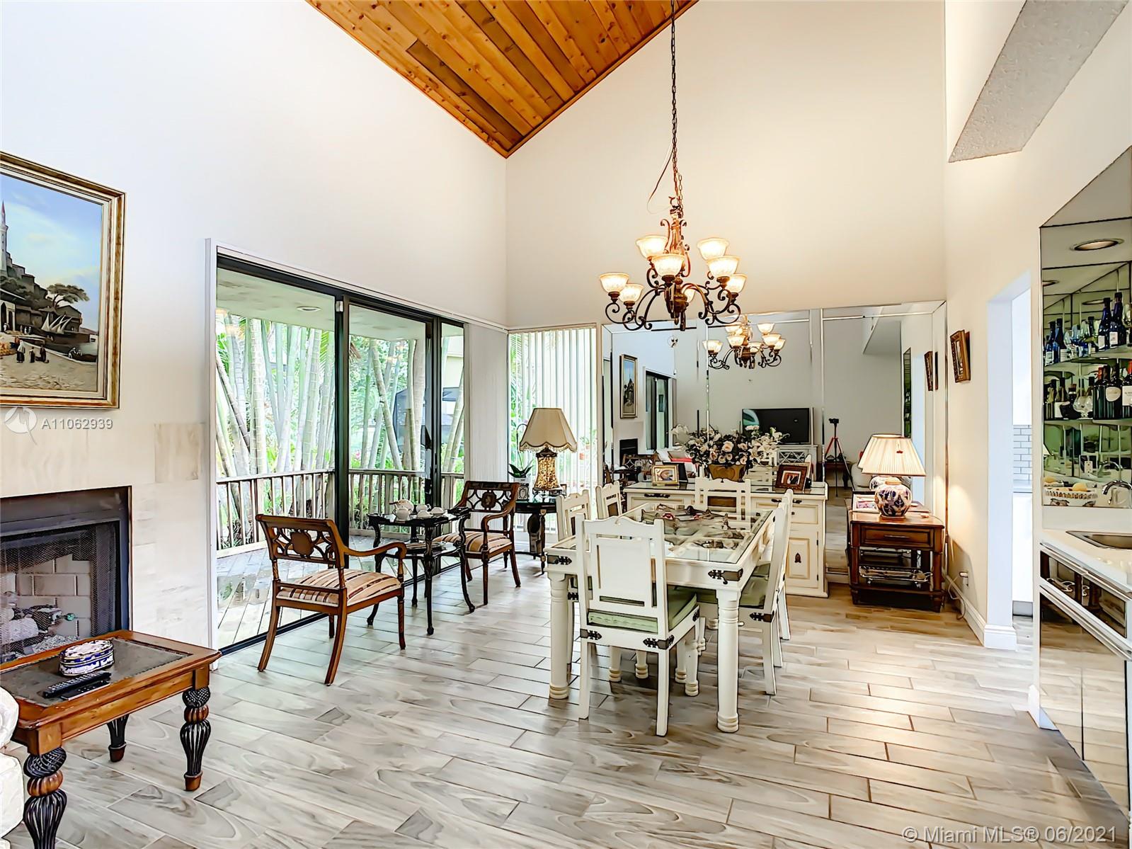 756 St Albans Drive Boca Raton, FL 33486 - Photo 6 of 24 Gallery Image 6