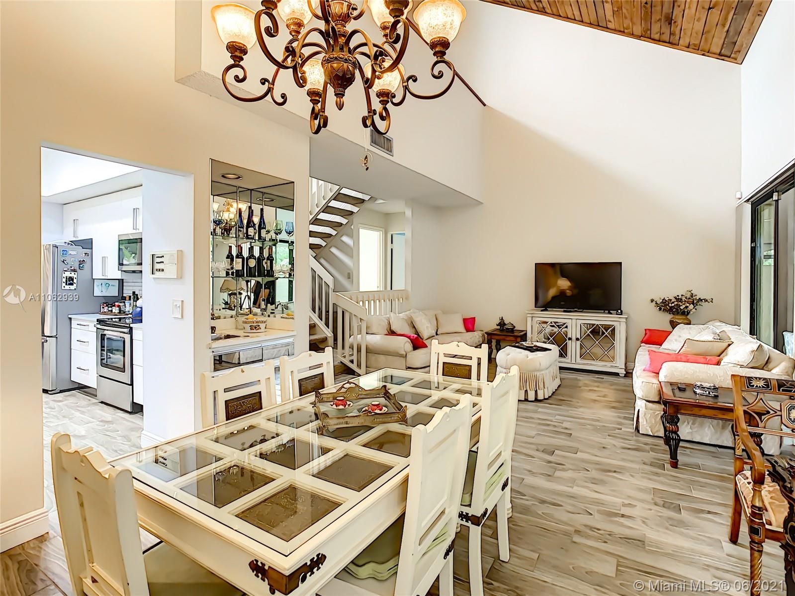 756 St Albans Drive Boca Raton, FL 33486 - Photo 7 of 24 Gallery Image 7