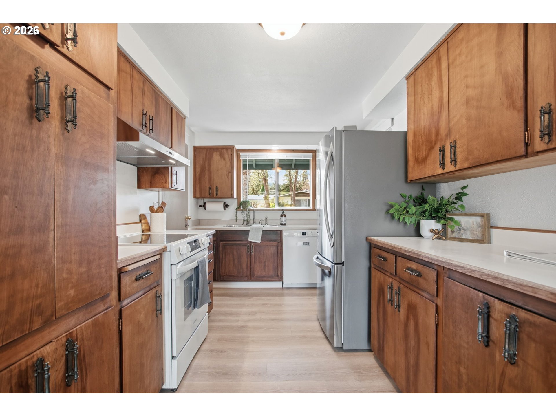 4295 Ferry Street Eugene, OR 97405 - Photo 13 of 42 Kitchen