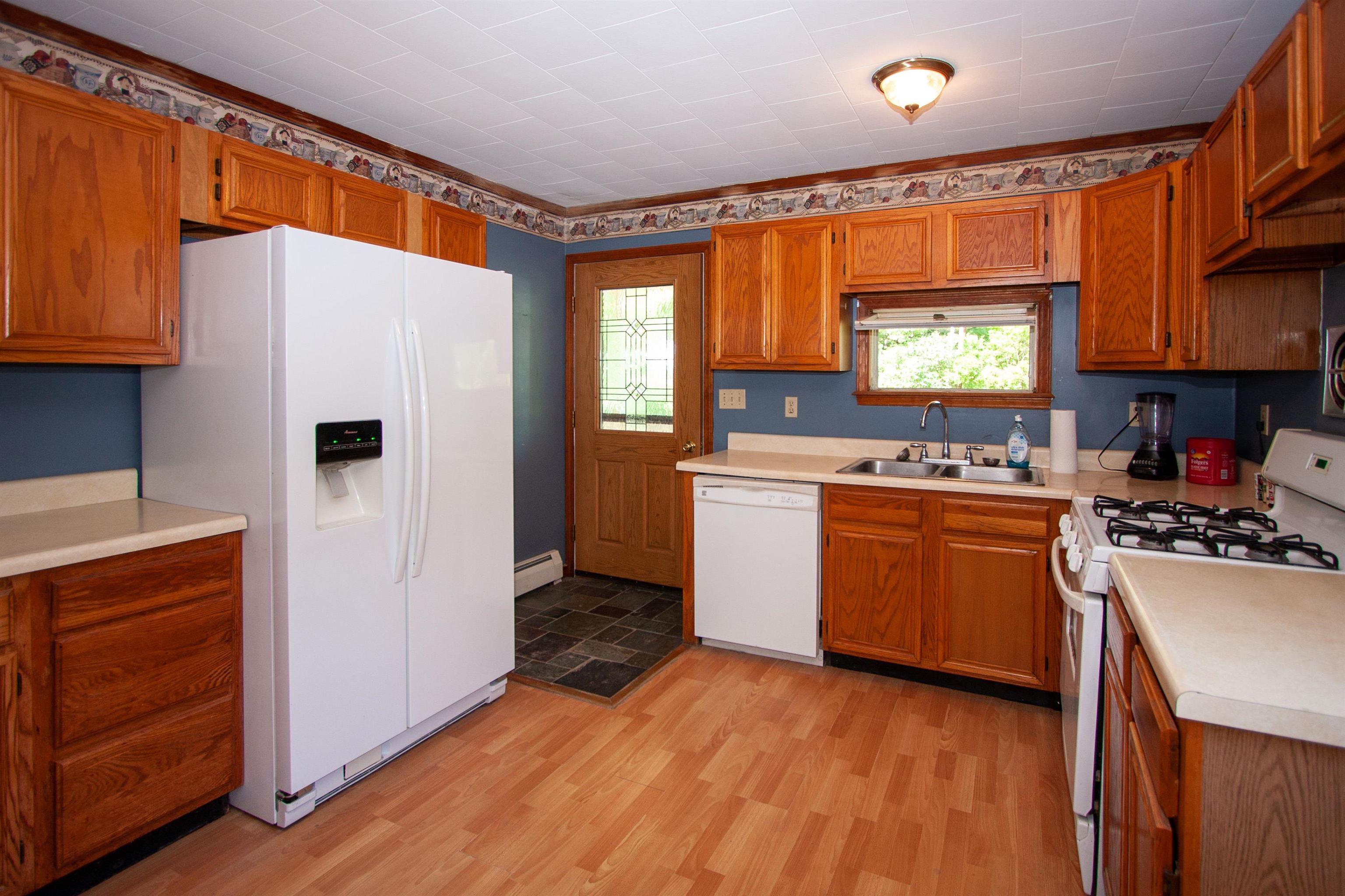 1685 Scottsville Road Danby, VT 05739 - Photo 4 of 40 Gallery Image 4