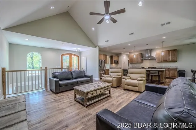 $1,350,000 | 10 Strawberry Field, Camdenton, MO 65020