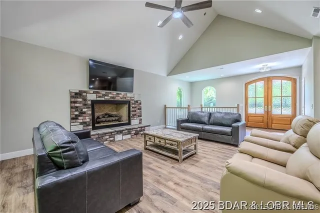 $1,350,000 | 10 Strawberry Field, Camdenton, MO 65020