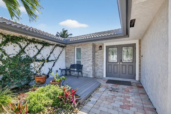 $7,500 | 5744 Vista Linda Lane, Boca Raton, FL 33433