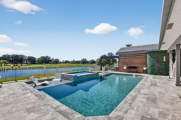 $7,500 | 5744 Vista Linda Lane, Boca Raton, FL 33433