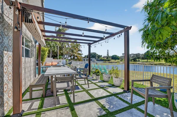 $7,500 | 5744 Vista Linda Lane, Boca Raton, FL 33433