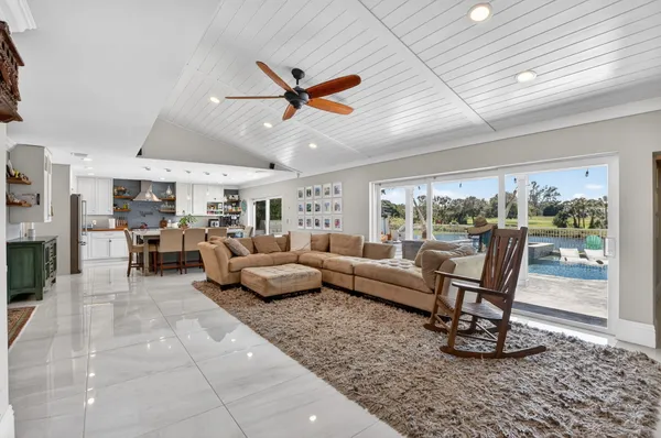 $7,500 | 5744 Vista Linda Lane, Boca Raton, FL 33433