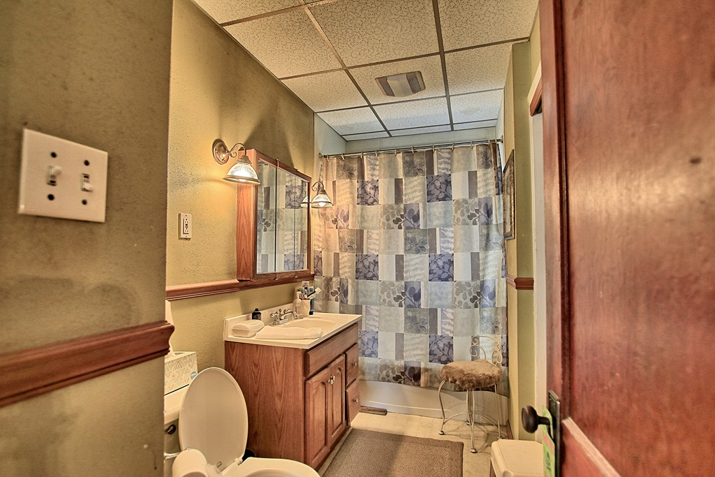 85 Fairfax Road Worcester, MA 01610 - Photo 12 of 30 Gallery Image 12