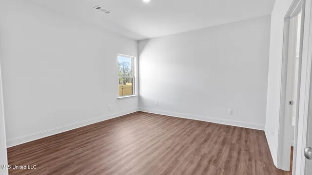 $427,900 | 202 Saratoga Spgs Avenue, Clinton, MS 39056