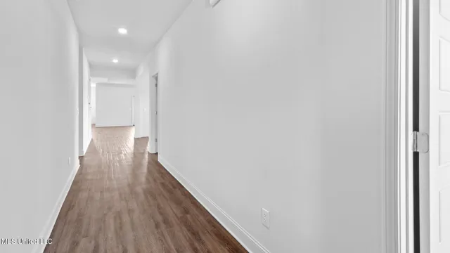 $427,900 | 202 Saratoga Spgs Avenue, Clinton, MS 39056