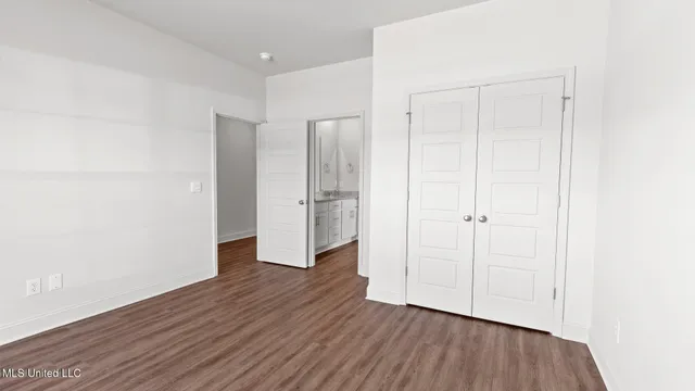 $427,900 | 202 Saratoga Spgs Avenue, Clinton, MS 39056