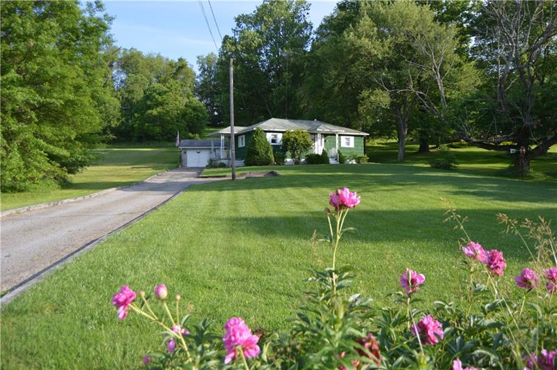 136 Ford City Road Freeport, PA 16229 - Photo 2 of 23