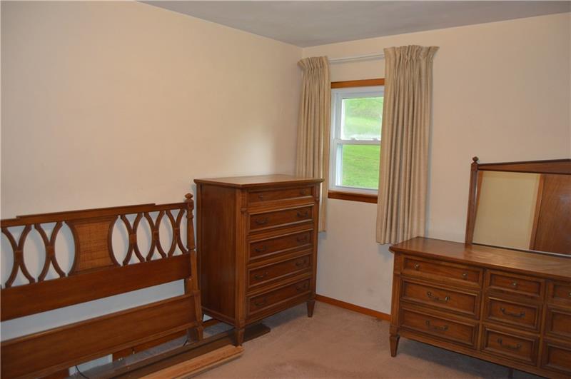 136 Ford City Road Freeport, PA 16229 - Photo 13 of 23
