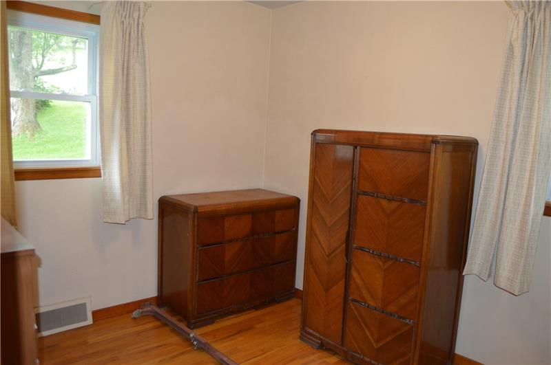136 Ford City Road Freeport, PA 16229 - Photo 16 of 23