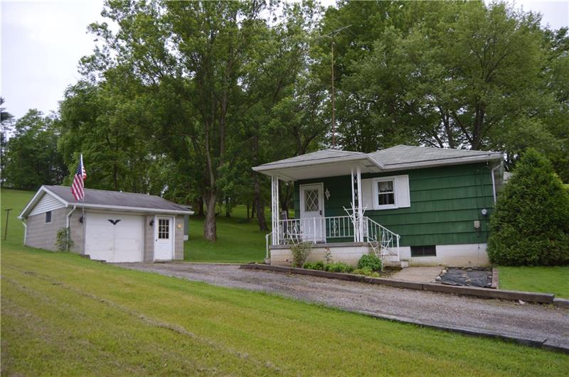 136 Ford City Road Freeport, PA 16229 - Photo 4 of 23