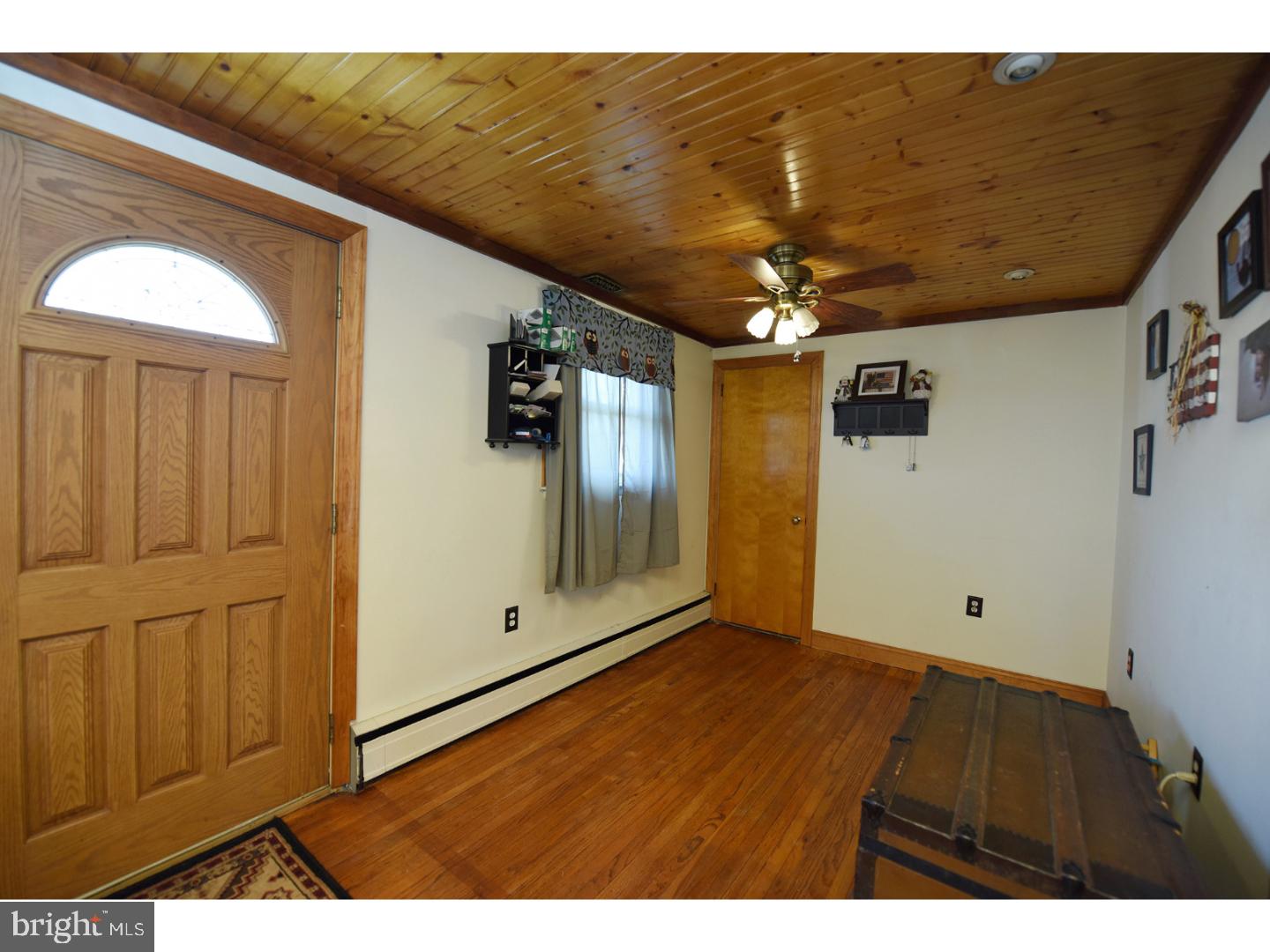 516 Spring Street Pottstown, PA 19464 - Photo 5 of 19 Gallery Image 5