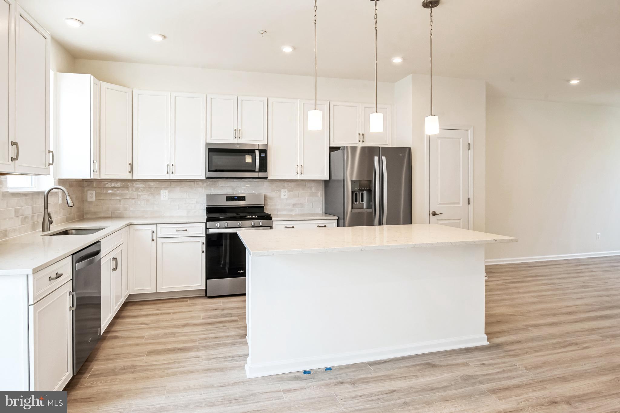 311 Riverside Drive Cambridge, MD 21613 - Photo 4 of 28