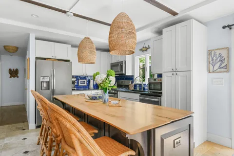 $799,900 | 123 Asa Meigs Road, Marstons Mills, MA 02648