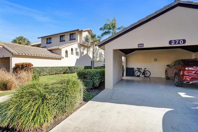 $8,500 | 270 Captains Walk, Unit 310, Delray Beach, FL 33483