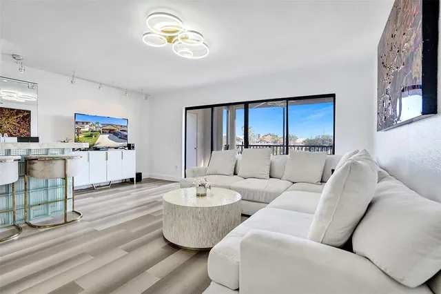 $8,500 | 270 Captains Walk, Unit 310, Delray Beach, FL 33483